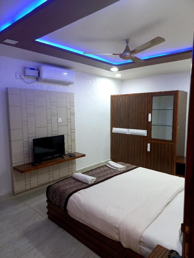 Hotel Calangute Central Exterior photo
