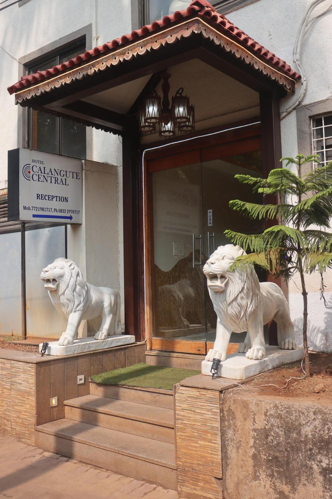 Hotel Calangute Central Exterior photo