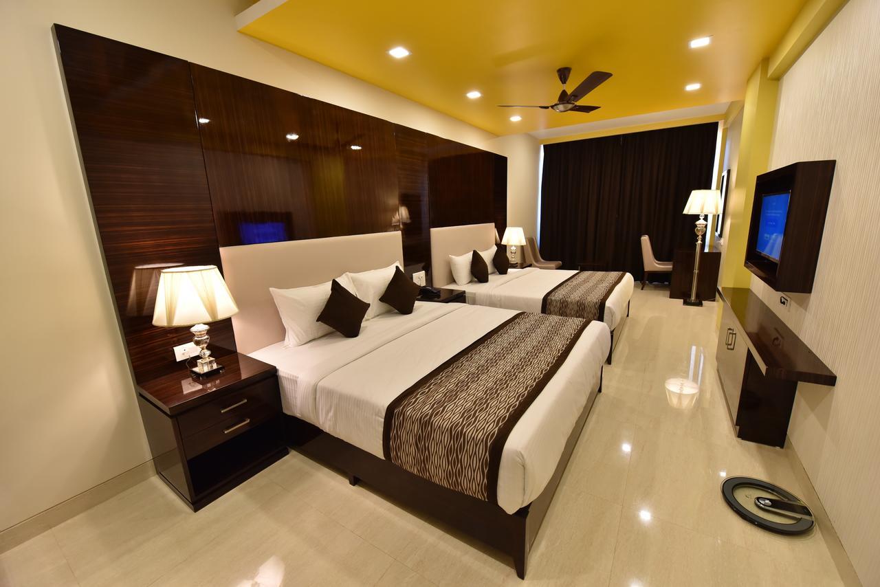 Hotel Calangute Central Exterior photo