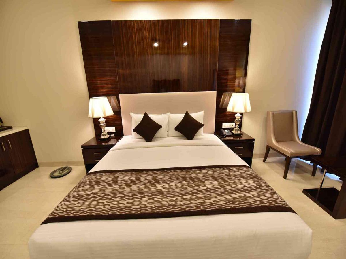 Hotel Calangute Central Exterior photo