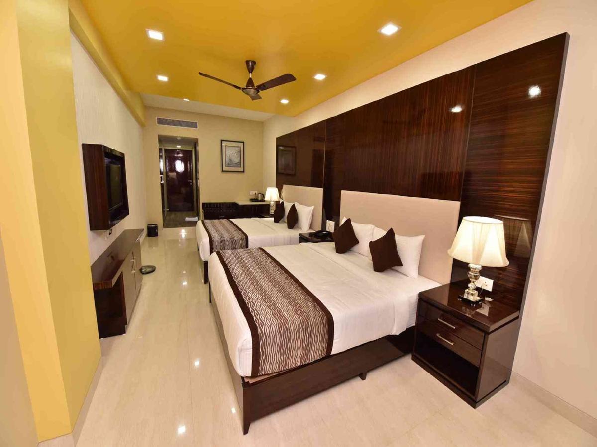 Hotel Calangute Central Exterior photo
