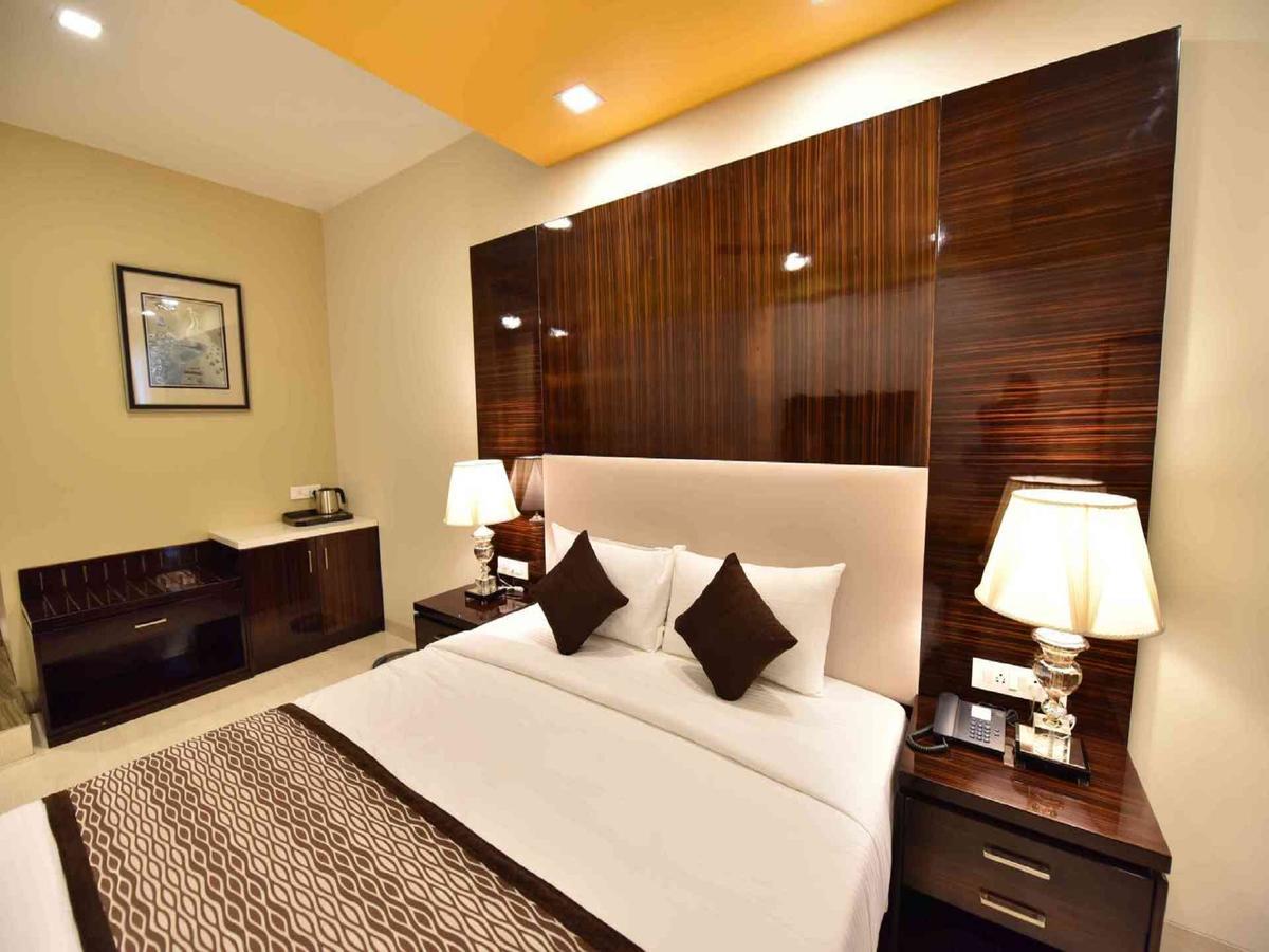 Hotel Calangute Central Exterior photo