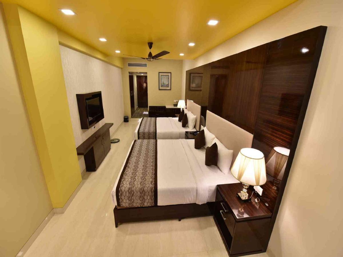 Hotel Calangute Central Exterior photo